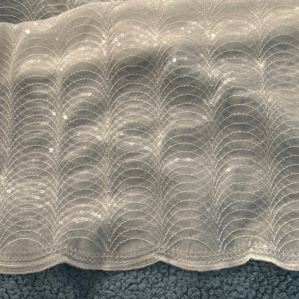 Cejon Ivory Sequin Wrap - Picture 3 of 10